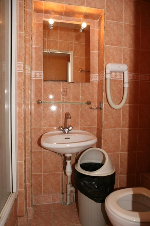 פריז Sully Hotel מראה חיצוני תמונה